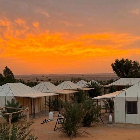 Toop Luxury Camp Hotell Merzouga Exteriör bild